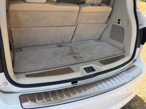 Used 2014 INFINITI QX80 2WD w/ Theater Package image 18