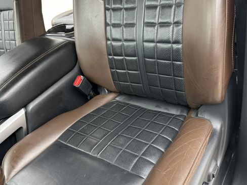 Used 2019 Nissan Titan Platinum Reserve w/ Platinum Utility Package image 15