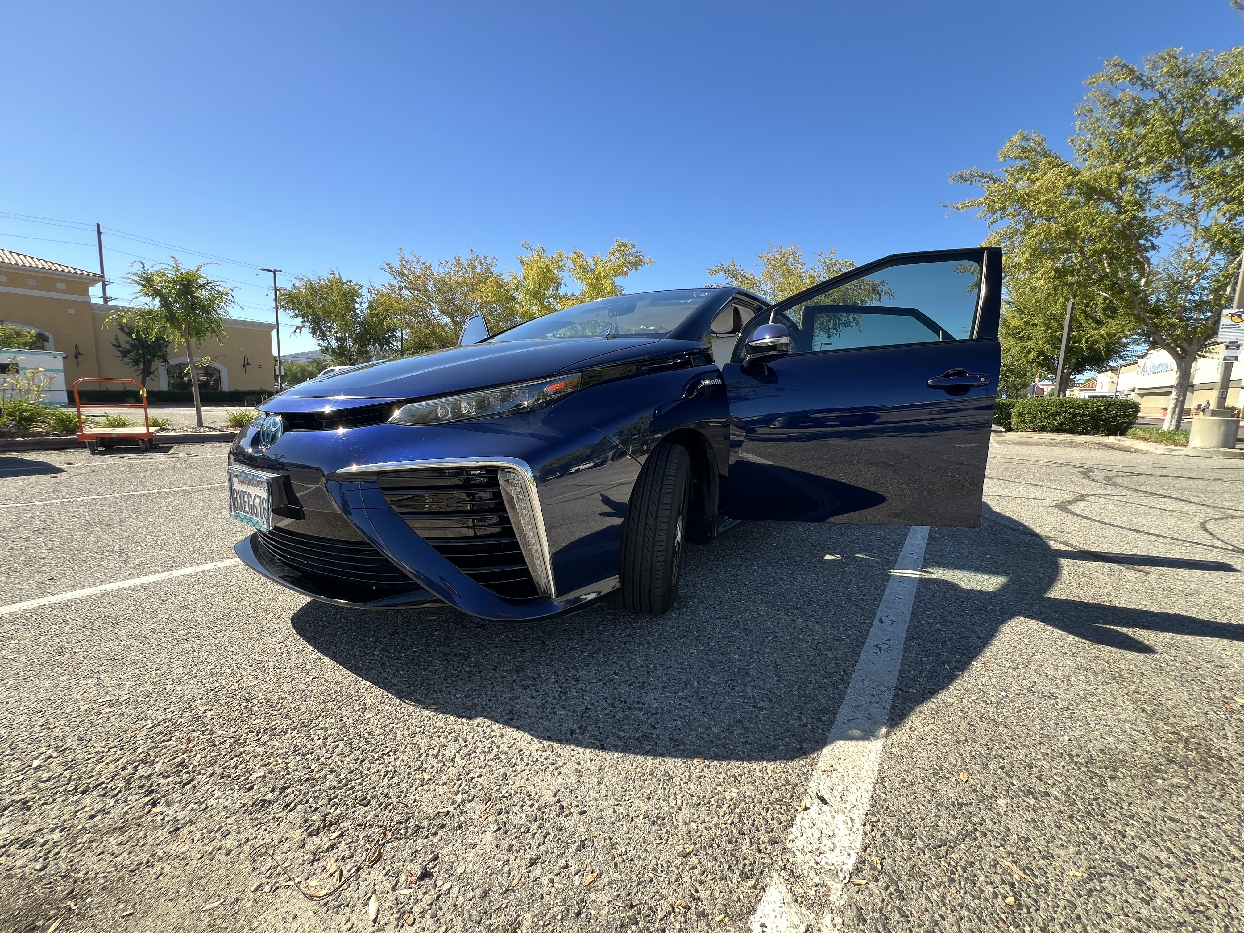 Used 2018 Toyota Mirai FWD image 14