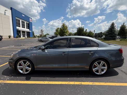 Used 2016 Volkswagen Jetta GLI SEL FWD image 6