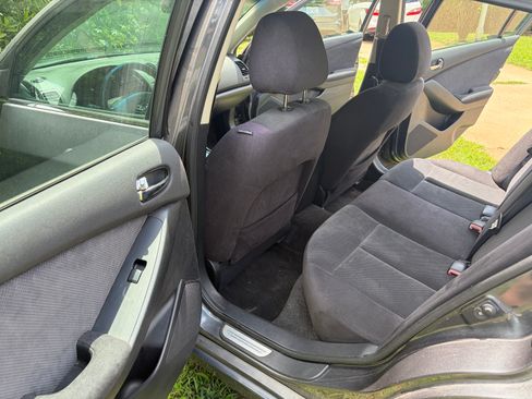 Used 2007 Nissan Altima 2.5 S w/ Emergency Aid Pkg FWD image 8
