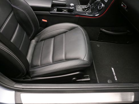 Used 2014 Mercedes-Benz SLK 55 AMG image 15