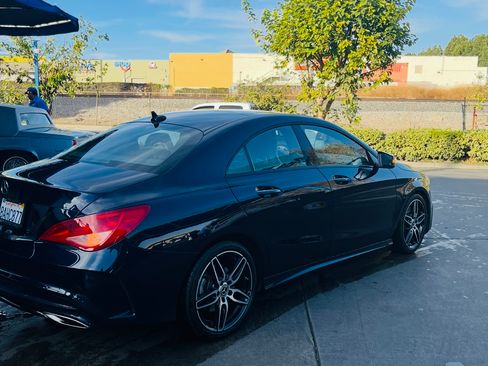 Used 2018 Mercedes-Benz CLA 250 image 4
