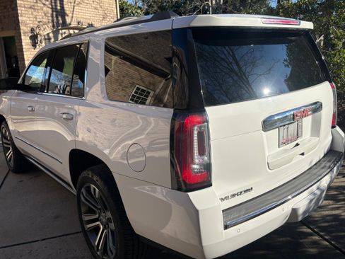 Used 2019 GMC Yukon Denali w/ Denali Ultimate Package image 6