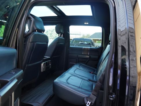 Used 2018 Ford F150 Limited w/ Trailer Tow Package image 12