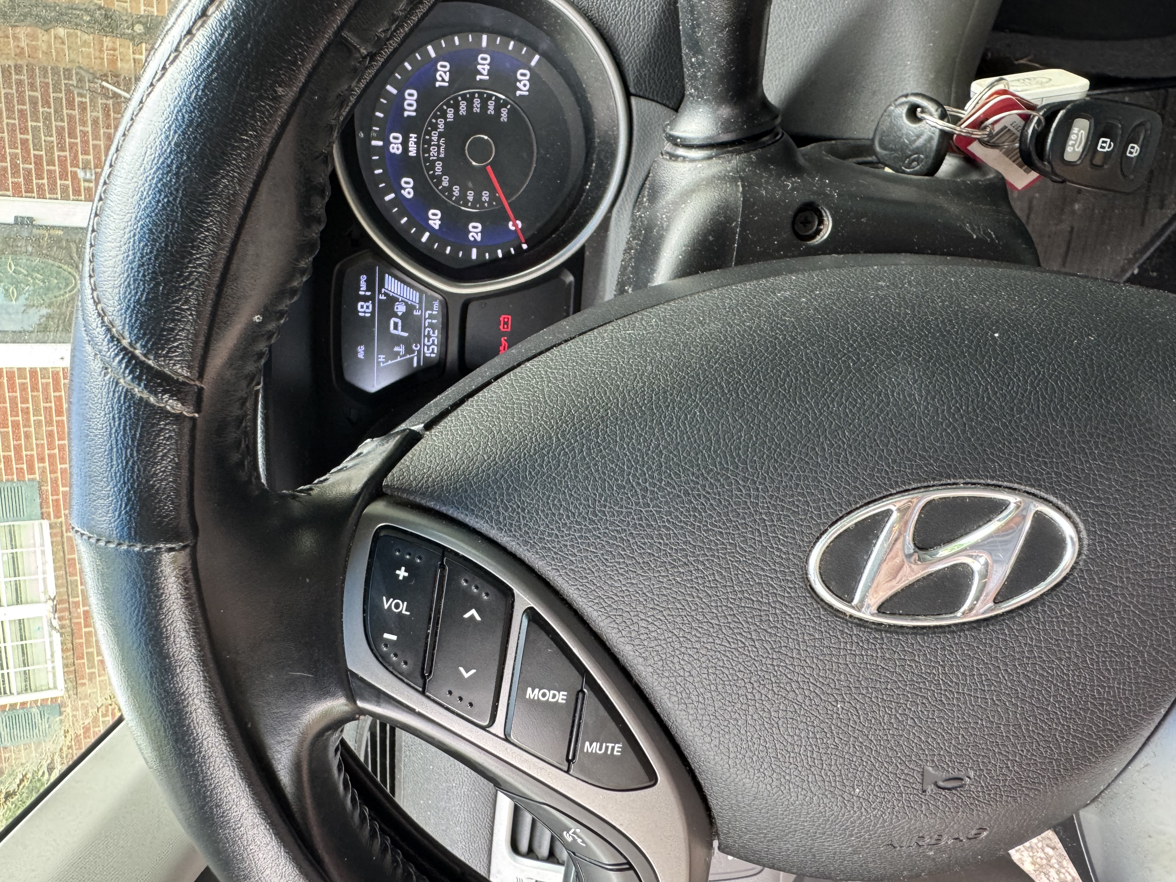 Used 2014 Hyundai Elantra Limited FWD image 10