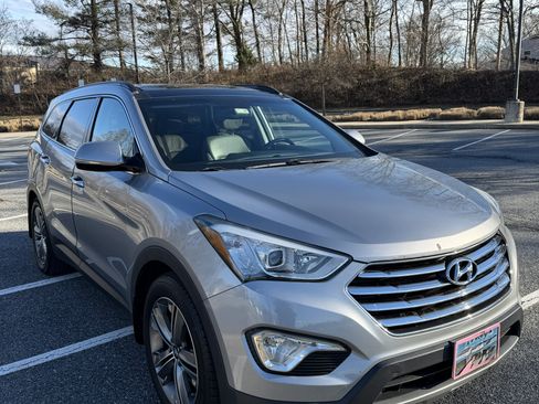 Used 2014 Hyundai Santa Fe GLS w/ Ultimate Package 06 image 1
