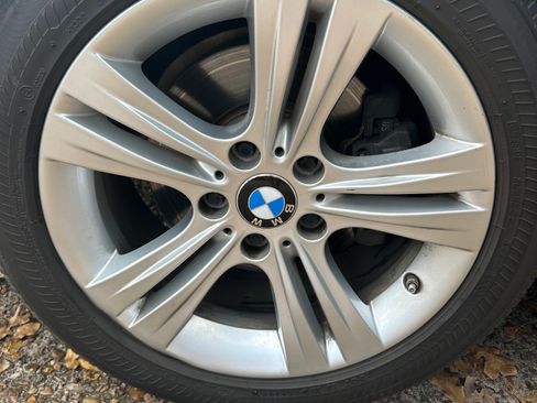 Used 2017 BMW 330i Sedan image 10