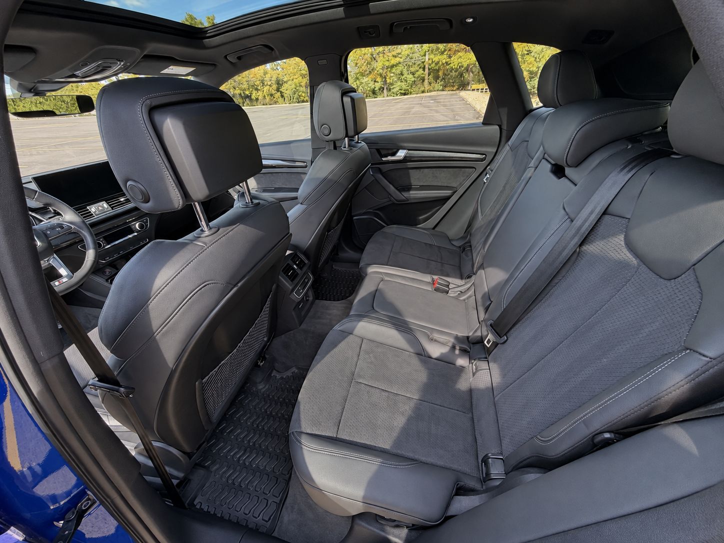 Used 2022 Audi SQ5 Premium Plus w/ Premium Plus Package AWD/4WD image 12