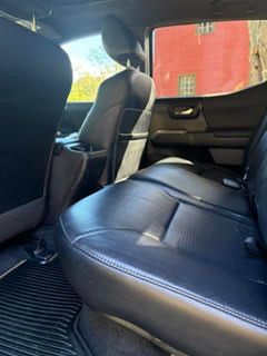 Used 2019 Toyota Tacoma TRD Off-Road w/ TRD Premium Off Road Package AWD/4WD image 12