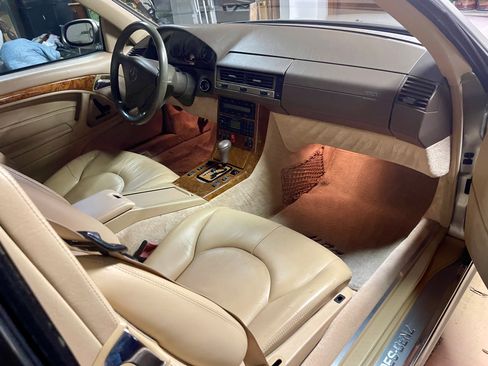 Used 1999 Mercedes-Benz SL 500 image 11