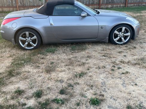 Used 2007 Nissan 350Z Enthusiast image 8