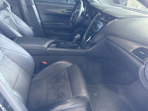 Used 2019 Cadillac CTS V w/ Carbon Fiber Package image 9