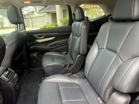 Used 2022 Subaru Ascent Limited w/ Technology Package AWD/4WD image 13
