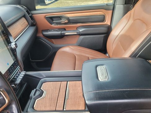 Used 2022 RAM 1500 Limited image 13