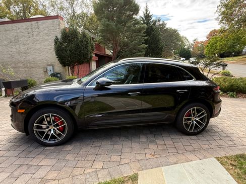 Used 2023 Porsche Macan S image 5