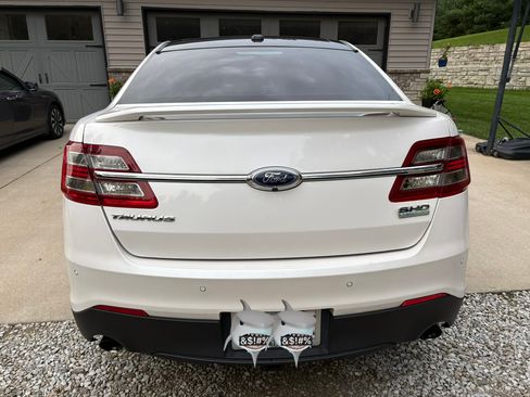 Used 2016 Ford Taurus SHO w/ Equipment Group 401A AWD/4WD image 5