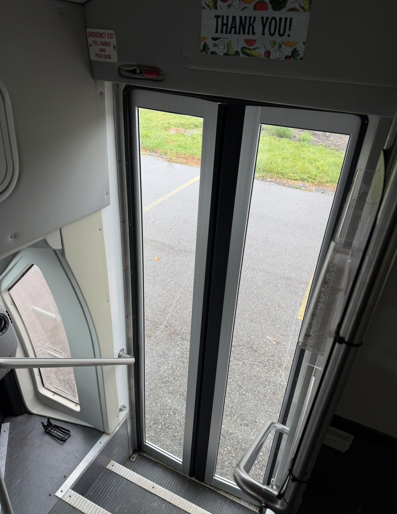Used 2016 Ford E-450 and Econoline 450 Super Duty w/ Shuttle Bus Prep Package RWD image 13