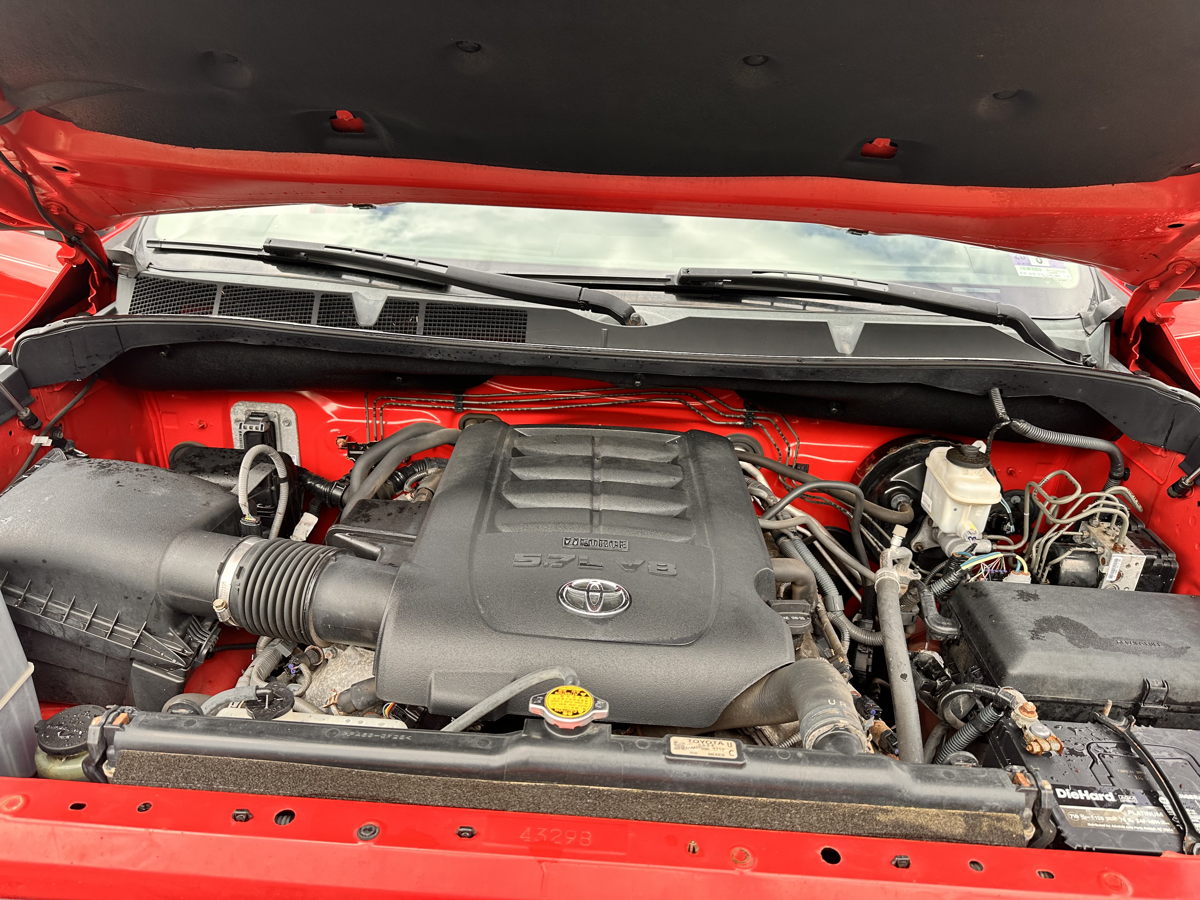 Used 2015 Toyota Tundra SR5 w/ TRD Off Road Package AWD/4WD image 14