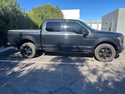 Used 2015 Ford F150 Lariat w/ Equipment Group 502A Luxury image 6