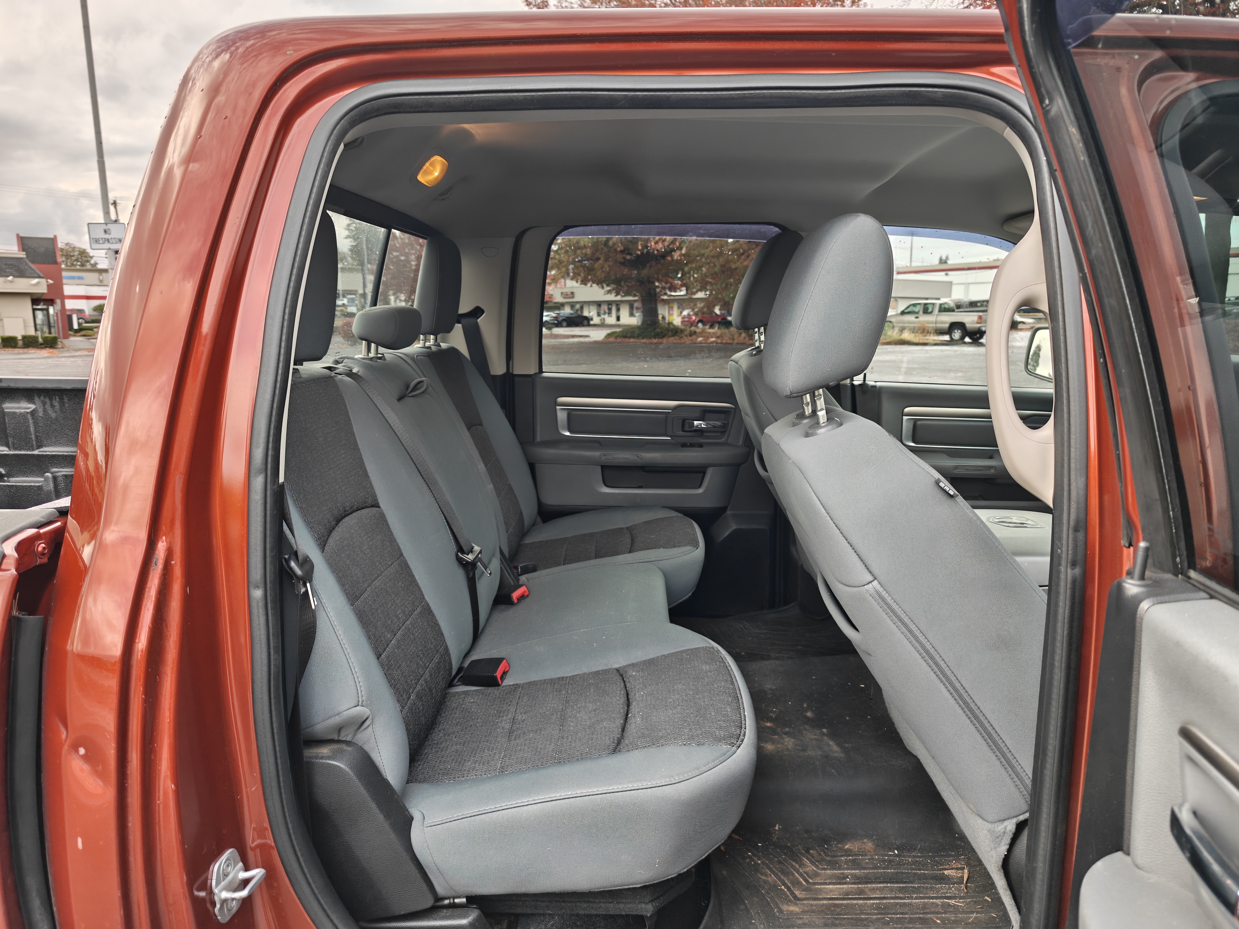 Used 2013 RAM 1500 Classic SLT AWD/4WD image 12