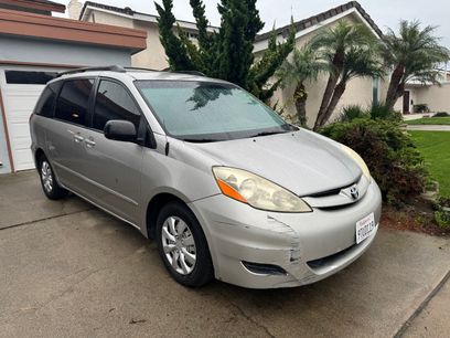 Used 2007 Toyota Sienna CE
