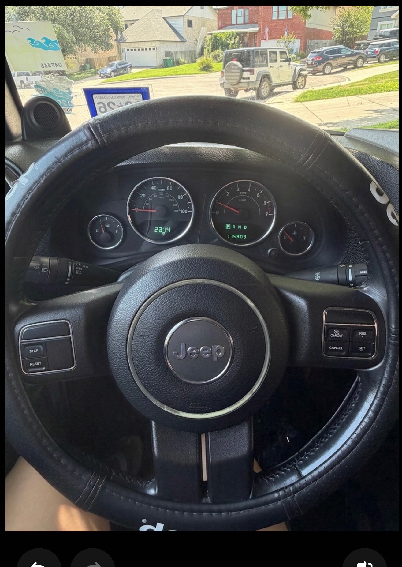 Used 2011 Jeep Wrangler Sport AWD/4WD image 2