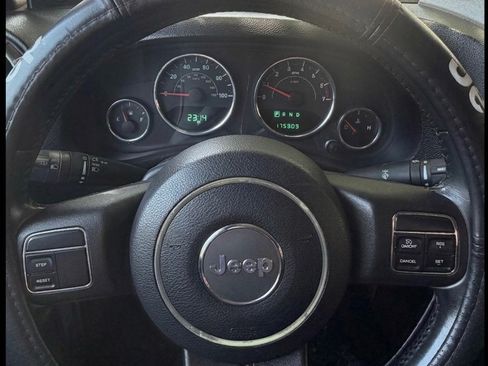 Used 2011 Jeep Wrangler Sport AWD/4WD image 2