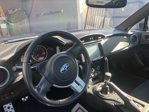 Used 2015 Subaru BRZ Limited w/ Popular Package #2B image 15