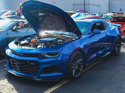 Used 2018 Chevrolet Camaro ZL1 w/ LPO, ZL1 Protection Package RWD image 19