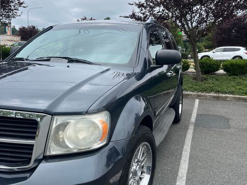 Used 2007 Dodge Durango SLT AWD/4WD image 2