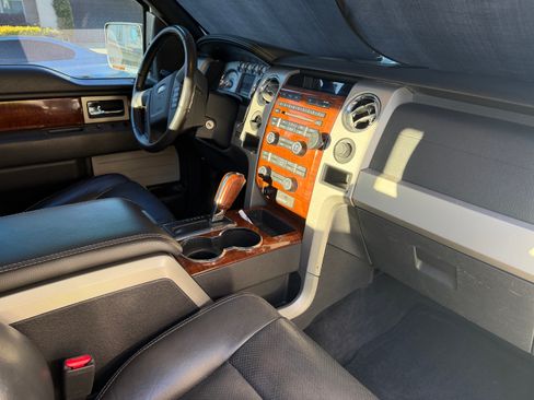 Used 2010 Ford F150 Lariat RWD image 23
