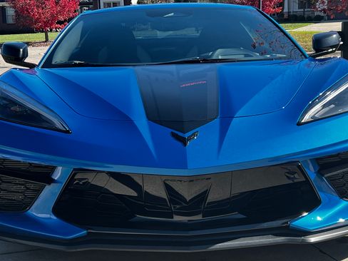 Used 2024 Chevrolet Corvette Stingray Convertible 2D image 6