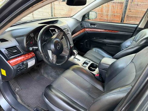 Used 2011 Subaru Outback 3.6R Limited w/ PWR Moonroof Pkg AWD/4WD image 11