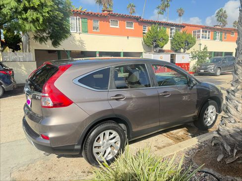 Used 2016 Honda CR-V EX image 2