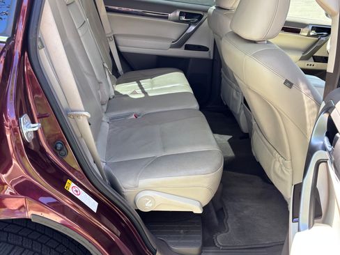 Used 2017 Lexus GX 460 Premium w/ Premium Package image 10