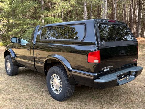 Used 1998 GMC Sonoma SLS w/ Highrider Suspension Pkg image 4