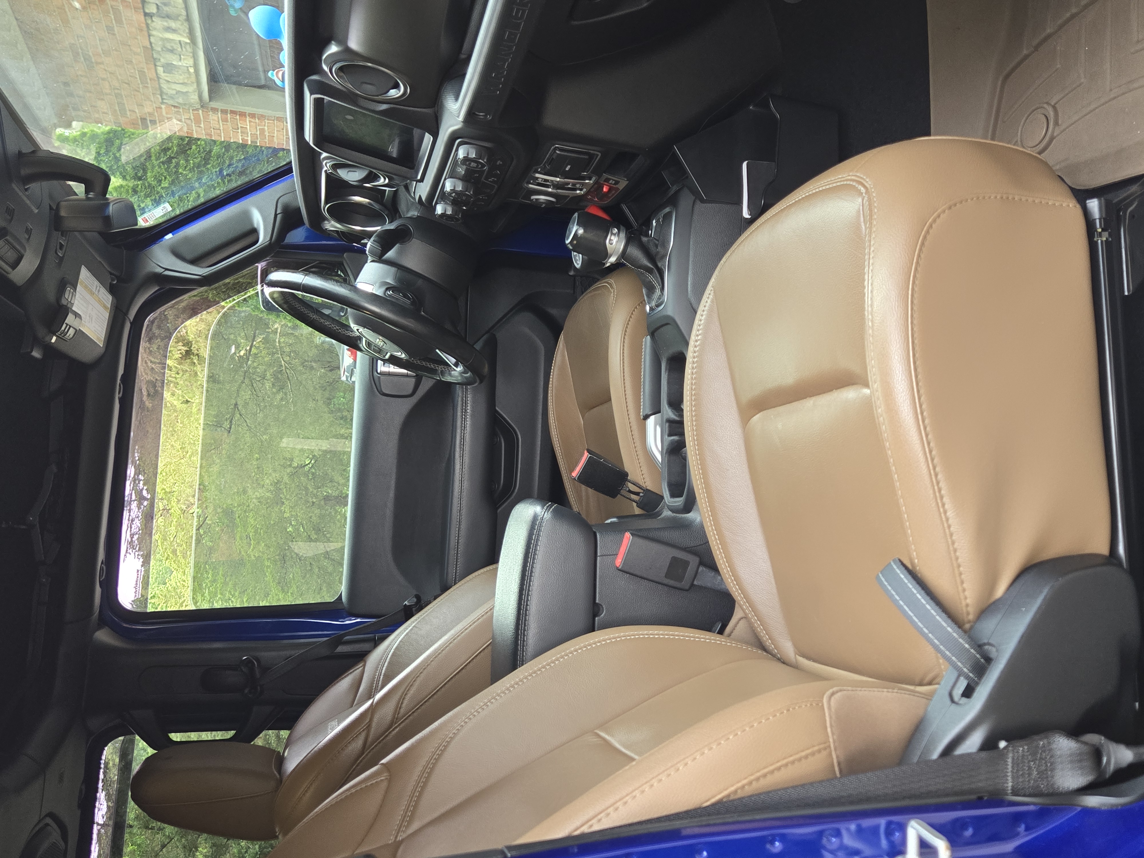 Used 2020 Jeep Wrangler Unlimited Rubicon AWD/4WD image 8