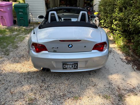 Used 2006 BMW Z4 3.0si RWD image 4