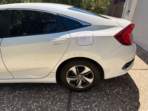 Used 2020 Honda Civic LX image 10