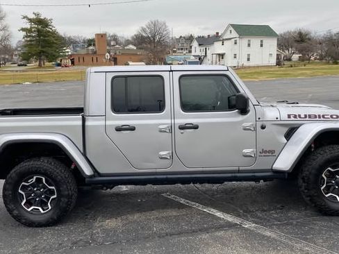 Used 2020 Jeep Gladiator Rubicon image 5