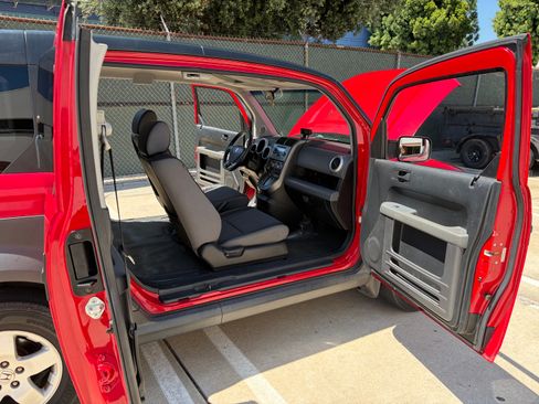 Used 2005 Honda Element EX image 15