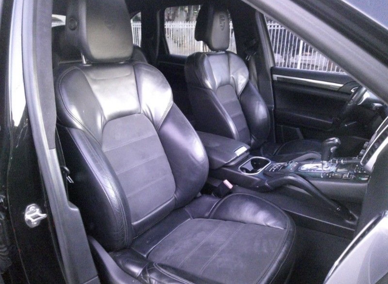 Used 2014 Porsche Cayenne GTS AWD/4WD image 10
