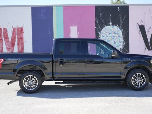 Used 2018 Ford F150 XLT w/ Equipment Group 301A Mid image 9