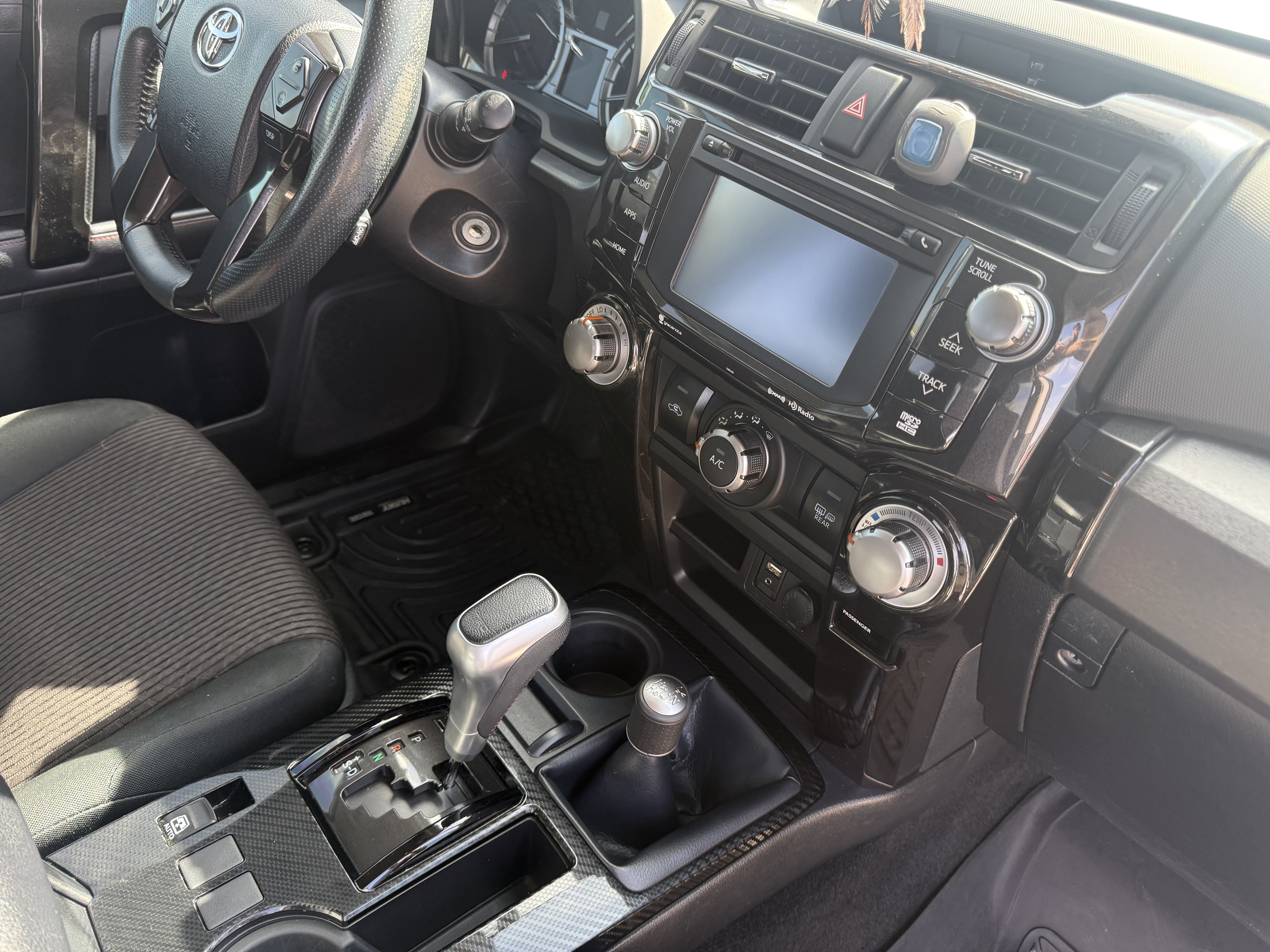 Used 2018 Toyota 4Runner TRD Off-Road AWD/4WD image 16