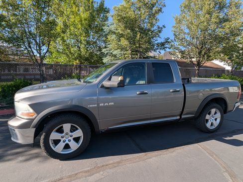 Used 2010 Dodge Ram 1500 Truck SLT AWD/4WD image 1