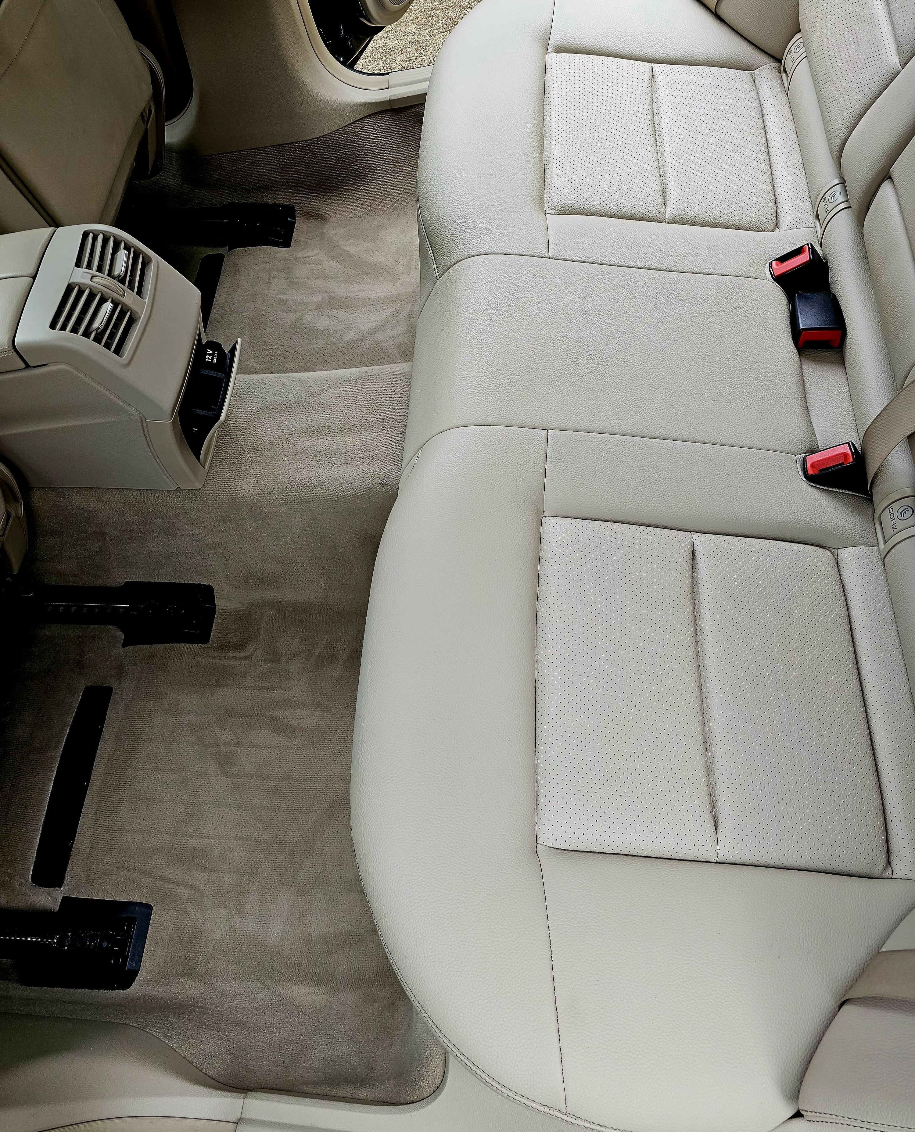 Used 2016 Mercedes-Benz E 350 Sedan image 15