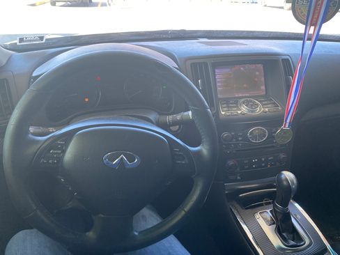 Used 2013 INFINITI G37 Journey w/ Premium Pkg image 5