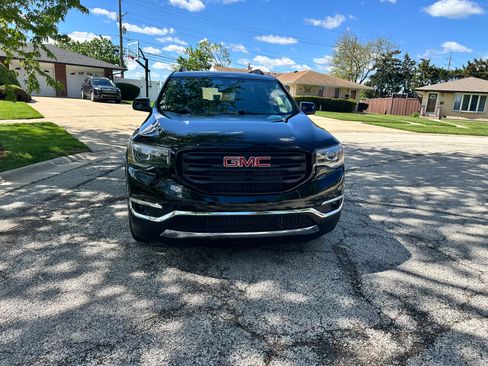 Used 2019 GMC Acadia SLT w/ Black Edition FWD image 1