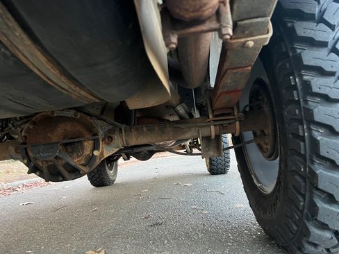 Used 1999 Jeep Cherokee SE image 29